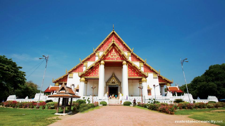 วิหารพระมงคลบพิตร
